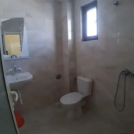 Nadya Guest house *
